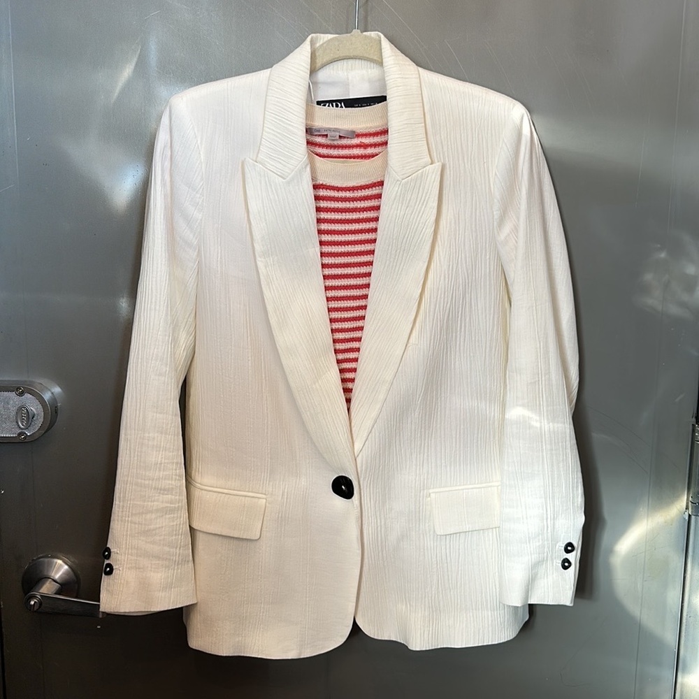 Zara textured off white blazer Size S